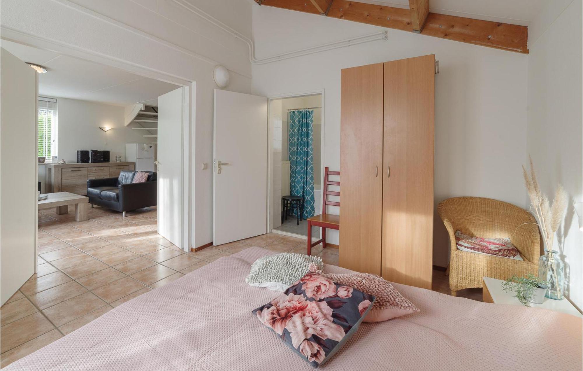Nice home in Wemeldinge w/ Sauna&4 Bedrooms Buitenkant foto